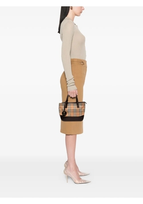 Burberry Pre-Owned 2000-2017 Haymarket Check Canvas handbag - Brown