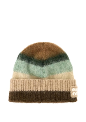 Miu Miu logo-patch beanie hat - Brown
