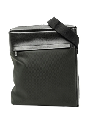 Louis Vuitton Pre-Owned 2003 Taiga Beluga crossbody bag - Black