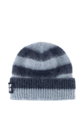 Miu Miu logo-patch striped-pattern beanie hat - Blue