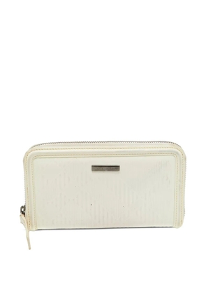 Burberry Pre-Owned embossed patent-leather wallet - White
