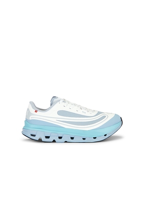 On x Ikon Cloudflow 5 Ad Sneaker in White. Size 10. Also in 10.5, 11, 11.5, 12.5, 7.5, 8, 8.5, 9, 9.5.