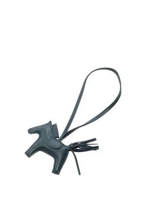 Hermès Pre-Owned 2021 Milo Lambskin Grigri Rodeo Bag Charm PM key chain - Green