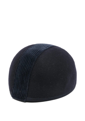 Giorgio Armani Pre-Owned 1990s ribbed-detail hat - Blue
