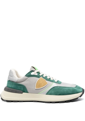 Philippe Model Paris Antibes logo-patch sneakers - Green