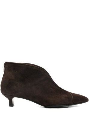 L Arianna pointed-toe ankle boots - Brown