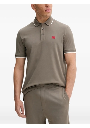 HUGO logo-patch collared polo shirt - Brown