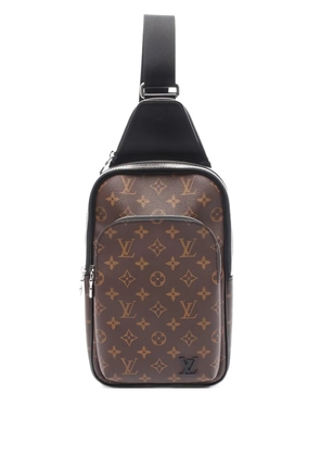Louis Vuitton Pre-Owned 2021 Avenue monogram messenger bag - Brown