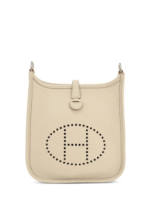Hermès Pre-Owned 2022 mini Evelyne perforated shoulder bag - Neutrals