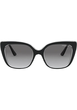 Vogue Eyewear cat eye frame sunglasses - Black