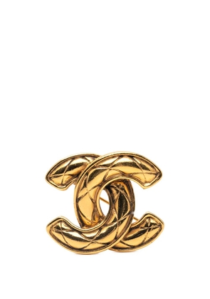 CHANEL Pre-Owned 1970-1980 Gold Plated CC Quilted Brooch costume brooch