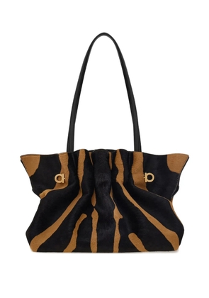 Ferragamo medium animal-print Gancini-pin shoulder bag - Black