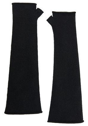 The Row Leina Arm Warmers in Black - Black. Size all.