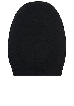 The Row Lidwine Beanie in Black - Black. Size M/L (also in XS/S).