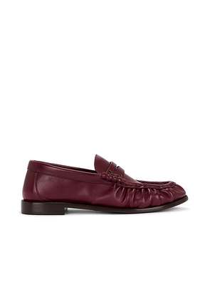 Saint Laurent Leather Loafer in Dark Ruby - Burgundy. Size 40 (also in ).