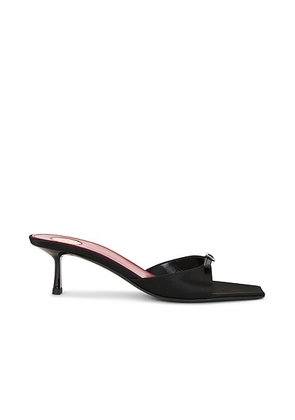 Saint Laurent Lydia Kitten Heel in Nero - Black. Size 36 (also in 37, 37.5, 39.5, 40).