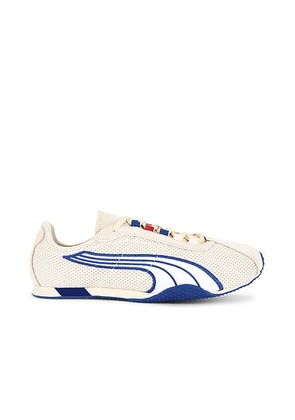 Puma Select H-street T&f Sneaker in Ivory & Blue - Cream. Size 11 (also in 10, 13).