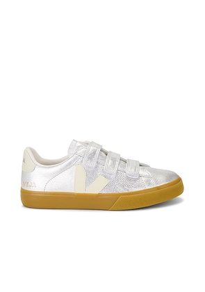 Veja Recife Sneaker in Silver & Pierre - Metallic Silver. Size 40 (also in 41, 42, 43, 44, 45, 46).