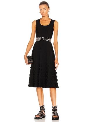 ALAÏA Sleeveless Midi Dress in Noir - Black. Size 40 (also in ).