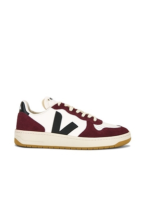 Veja V-10 Sneaker in White  Black  & Amarante - Red. Size 40 (also in 41, 42, 43, 44, 45, 46).