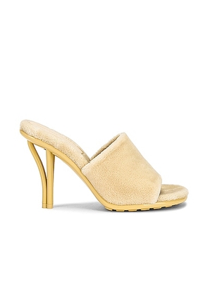 Bottega Veneta Fabric Sandals in Butter - Cream. Size 35 (also in 35.5, 36.5, 37, 37.5, 38, 39, 40).