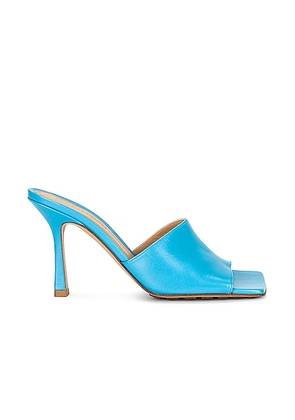 Bottega Veneta Leather Mules in Sky Blue - Blue. Size 36.5 (also in 36, 37).