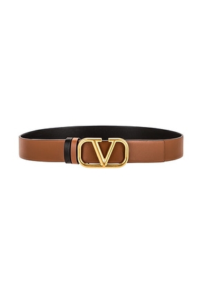 Valentino Garavani VLogo Buckle Belt in Selleria & Nero - Brown. Size 70 (also in ).
