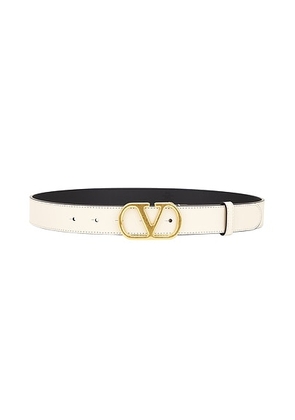 Valentino Garavani V Logo Signature 30 Belt in Butter White - White. Size 65 (also in 75, 80, 90).