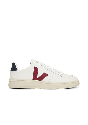 Veja V-12 Sneaker in Extra White & Marsala Nautico - White. Size 44 (also in 41).