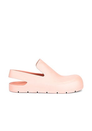Bottega Veneta Puddle Sandals in Peachy - Pink. Size 38 (also in 39).