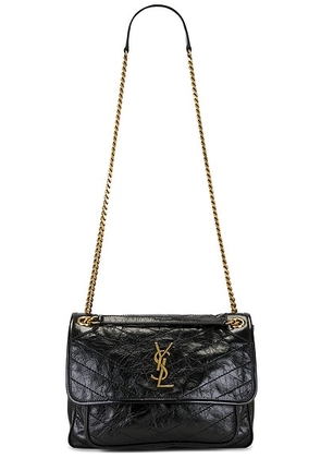 Saint Laurent Medium Niki Chain Bag in Nero - Black. Size all.
