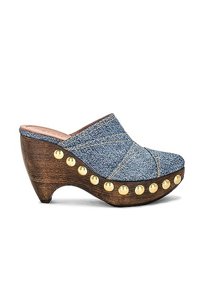 ALAÃA Le Sabot Clogs in Blue Jeans - Blue. Size 37 (also in ).