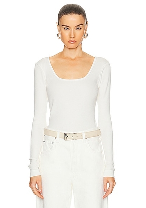 Citizens of Humanity Margie Tee in Pashmina - White. Size L (also in ).