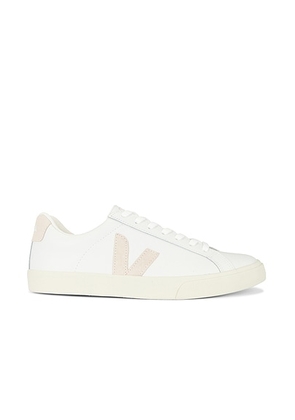 Veja Esplar Logo in Extra White & Sable - White. Size 43 (also in 40, 41, 42, 44).
