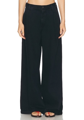 AGOLDE Ellis Wide Leg Jeans in Crushed - Black. Size 28 (also in ).