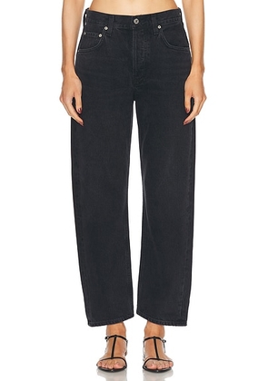 Citizens of Humanity Dahlia Bow Leg Jeans in Stonington - Black. Size 24 (also in 23, 25, 26, 30, 31).