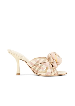 Burberry Mews Rose Sandal in Teacup IP Check - Cream. Size 36 (also in 37, 37.5, 39, 39.5, 40, 41).