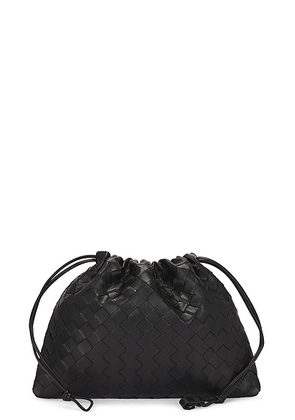 Bottega Veneta Medium Pouch in Black - Black. Size all.
