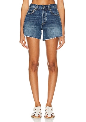 Citizens of Humanity Annabelle Long Vintage Relaxed Short in Yves - Denim-Medium. Size 30 (also in ).