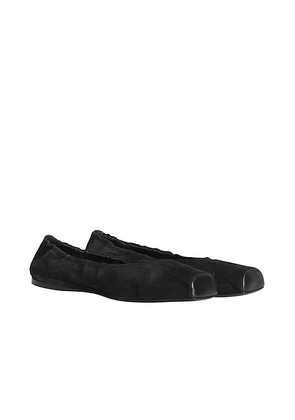ALAÃA Ballet Flat in Noir - Black. Size 36.5 (also in 36, 37, 37.5, 38, 38.5, 39, 39.5).