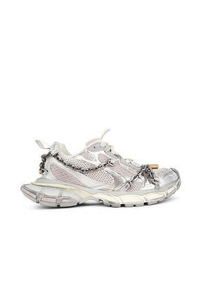 Balenciaga 3Xl Chain Sneakers in Eggshell  Silver  & Gold - White. Size 41 (also in 42, 44).