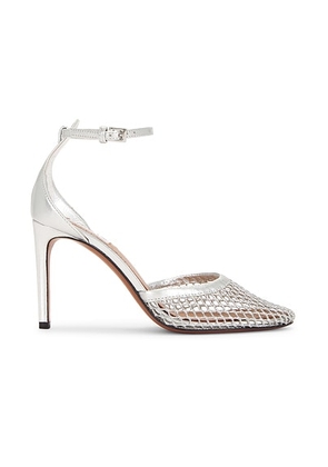 ALAÃA Fishnet Sandal in Argent - Metallic Silver. Size 41 (also in ).