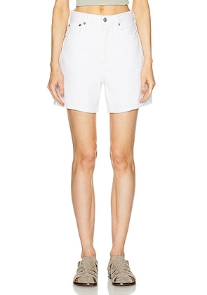AGOLDE Stella Short in Fortune Cookie - White. Size 32 (also in 33).