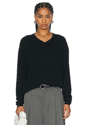 Eterne Clive Sweater in Black - Black. Size M-L (also in ).