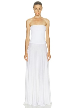 ALAÏA Maxi Dress in Blanc - White. Size 40 (also in 38).