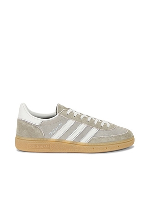 Adidas Originals Handball Spezial Sneaker in Silver Pebble & Orbit Grey - Metallic Silver. Size 10 (also in 11, 5.5, 9.5).