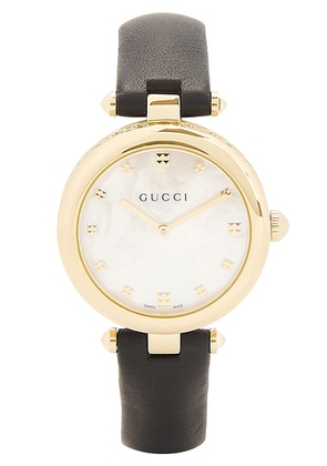 Gucci White Mother Of Pearl Dial Leather Strap Watch in Black - Black. Size all.