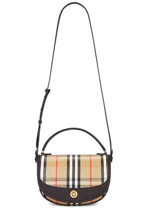 Burberry Highlands Crossbody Bag in Sand - Beige. Size all.