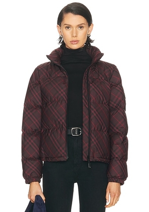 Burberry Ambleside Check Puffer in Wine Ip Check - Wine. Size M (also in L, XS).