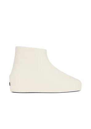 Fear of God California Boot in Eva Greige - Cream. Size 39 (also in 40).